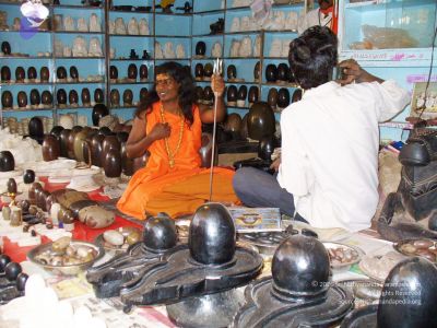 2006 Varanasi Yatra 362 CMP WM.jpg