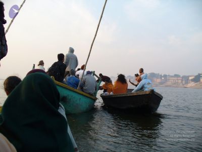 2006 Varanasi Yatra 555 CMP WM.jpg