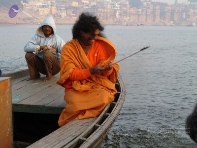 2006 Varanasi Yatra 566 CMP WM.jpg