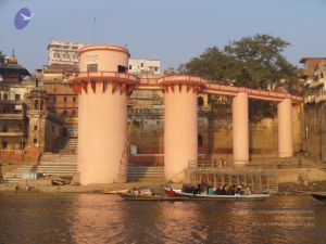 2006 Varanasi Yatra 611 CMP WM.jpg