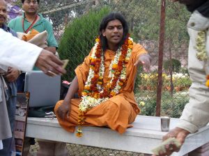 2006 Varanasi Yatra 819 CMP WM.jpg