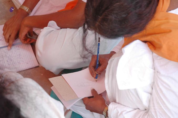 20070509 NUCourses Traditional Udal Kattumurthi 6466.jpg