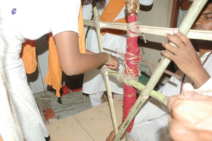 20070509 NUCourses Traditional Udal Kattumurthi 6583.jpg