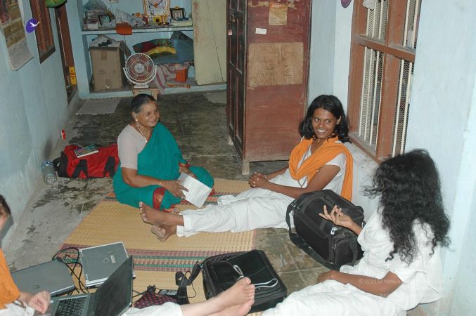 20070509 NUCourses Traditional Udal Kattumurthi 7513.jpg