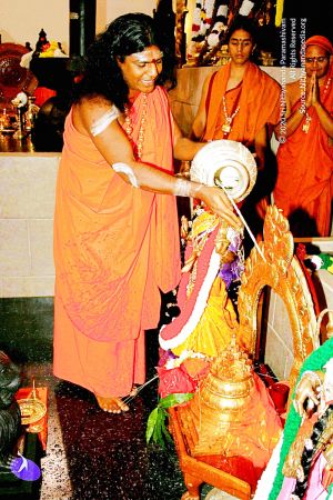 20071109 Photo 36 11i6s9CcJDwHa5IPWbrrslBlfiawTo6Ez.jpg