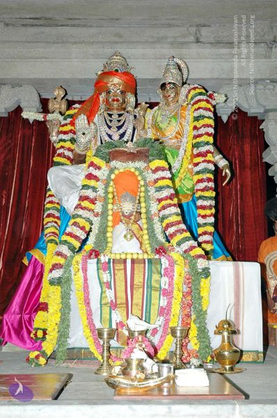 File:20071223 darshan 0121 CMP WM.jpg