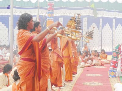 20080101 more-padapuja 070839.jpg