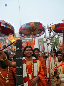 20080101 more-procession-temple 070324.jpg
