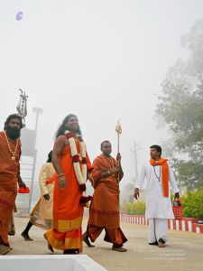 20080101 more-procession-temple 070349.jpg