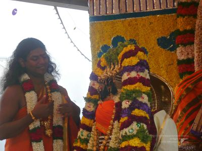 20080101 more-procession-temple 070409.jpg