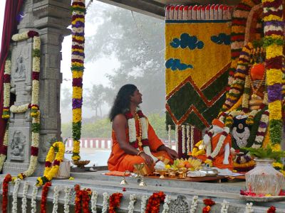 20080101 more-procession-temple 070538.jpg