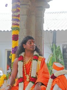 20080101 more-procession-temple 070547.jpg