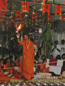 20080101 more-procession-temple 070613.jpg