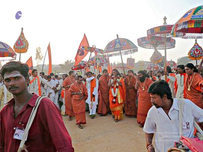 20080101 more procession 070179.jpg