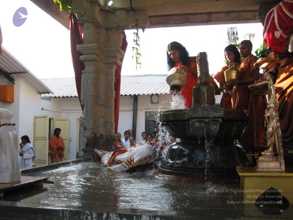 20080117 purnabhishekam 2099 CMP WM.jpg