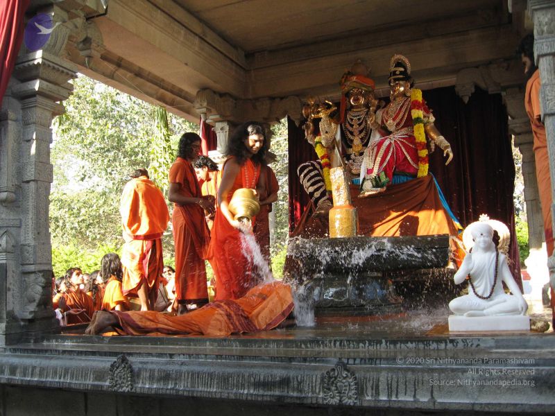 File:20080117 purnabhishekam 2159 CMP WM.jpg