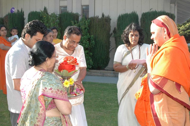 File:20080503 HomeDarshan 0520.jpg