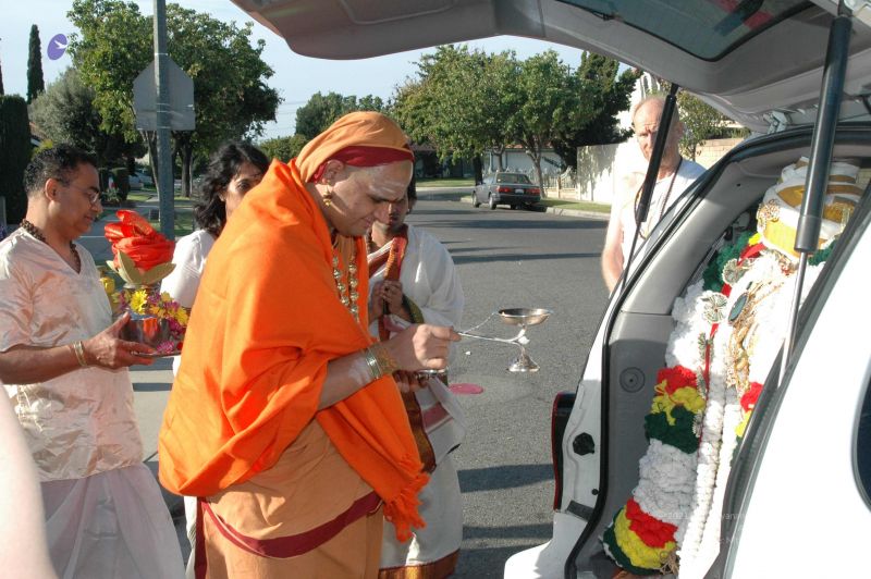 File:20080503 HomeDarshan 0531.jpg