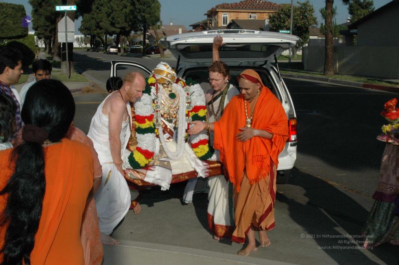 File:20080503 HomeDarshan 0532.jpg