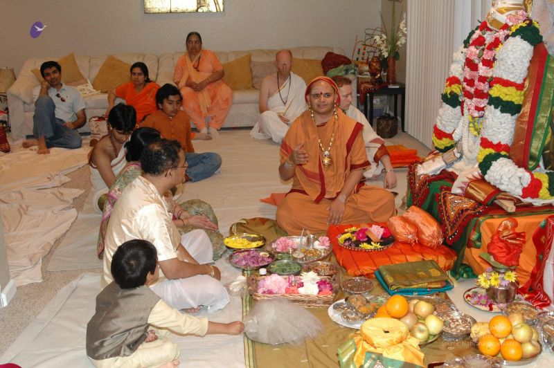 File:20080503 HomeDarshan 0571.jpg