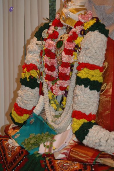 File:20080503 HomeDarshan 0596.jpg