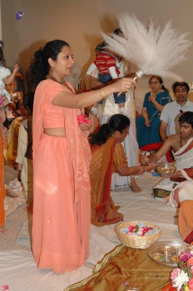 File:20080503 HomeDarshan 0630.jpg