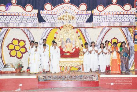 20080717 Evening Cultural 0194 CMP WM.jpg