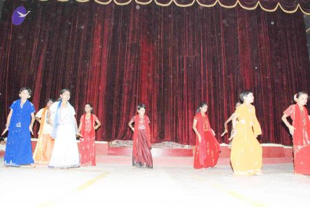 20080717 Evening Cultural 0245 CMP WM.jpg