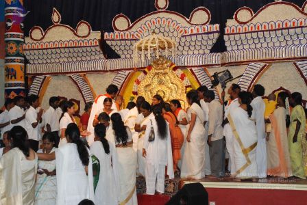 20080717 more darshan 0128 CMP WM.jpg