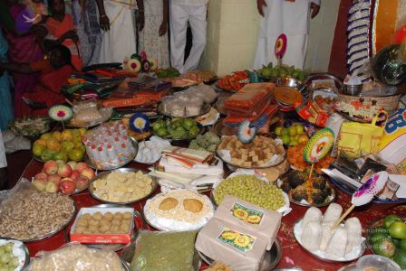 20080717 more darshan 0244 CMP WM.jpg