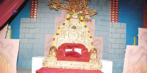 20081120 throne 0087.jpg