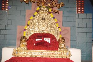 20081120 throne 0098.jpg