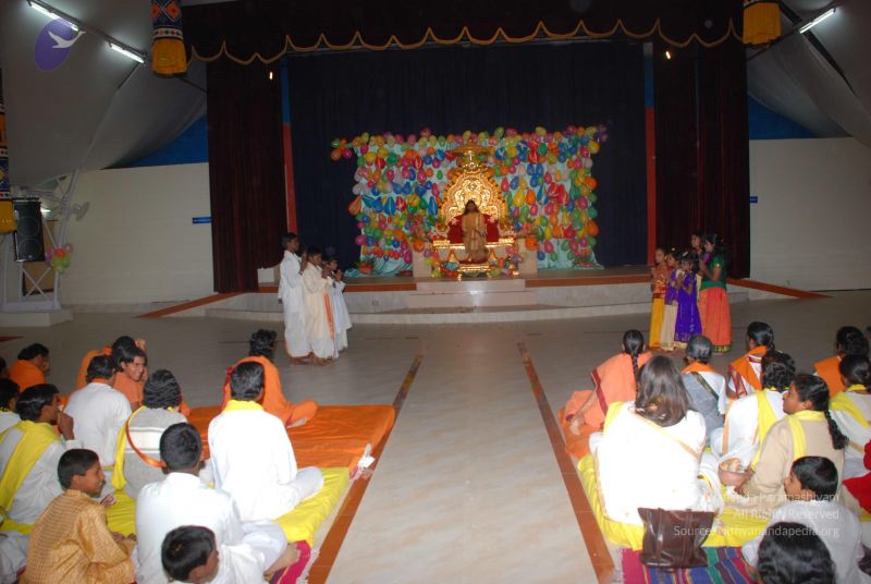 File:20081224 Photo 1999 1imFv j9VJSFWUhEaWgKn1Rw5IpwdcIms.JPG