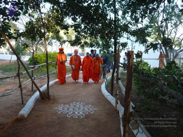 20081230 Photo 2835 1CVyfk4PpOjlCnlVDv4h396g3XOWFYFOE.JPG