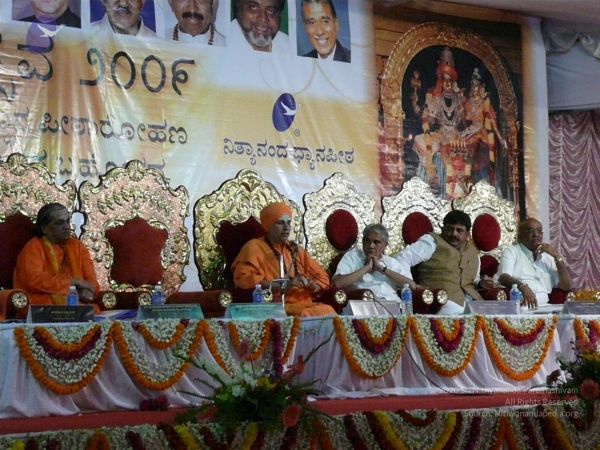 20081230 Photo 3733 1Hp3hyFbluV3e5MbuZume8cbH99lXFekt.JPG