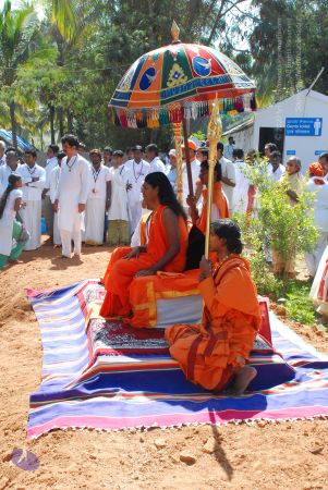 20081231 Photo 2004 1bXZNaLwjXDZ mUz9avQflQNryCGBJnmB.JPG