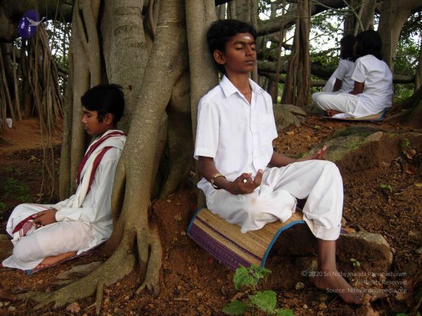 2008 Gurukul Photo 235 142ofAKN3ErHINp24p bYHJewinEtsSkL.jpg