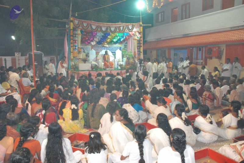 File:20090112 darshan 1907 CMP WM.jpg