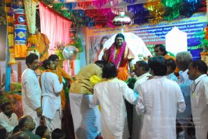 20090112 darshan 1965 CMP WM.jpg