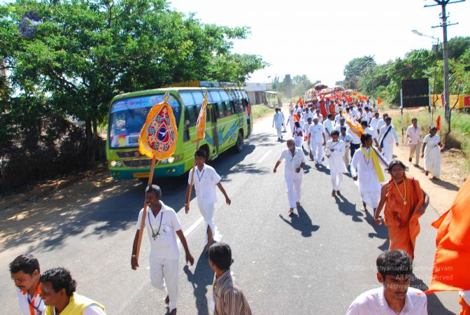 20090112 kodikannyatra 0739 CMP WM.jpg