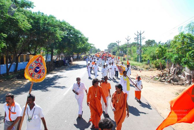 20090112 kodikannyatra 0741 CMP WM.jpg