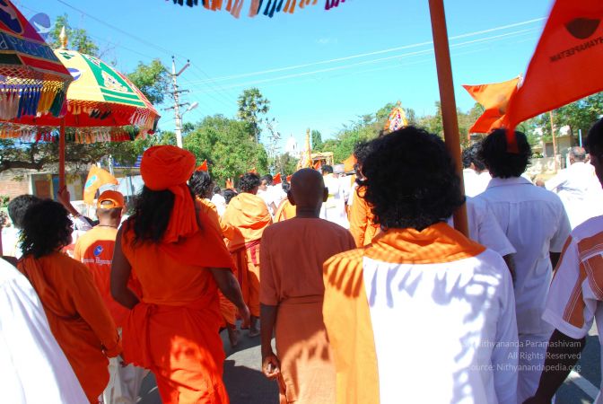 20090112 kodikannyatra 0827 CMP WM.jpg