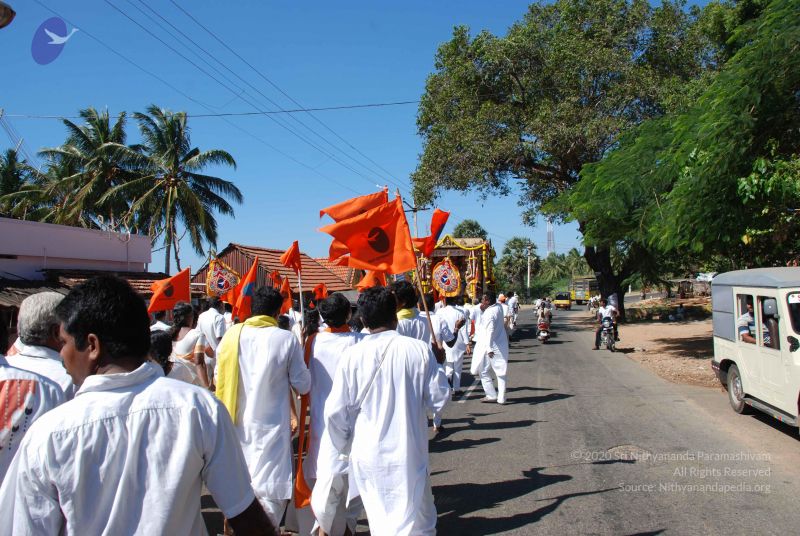 File:20090112 kodikannyatra 0840 CMP WM.jpg