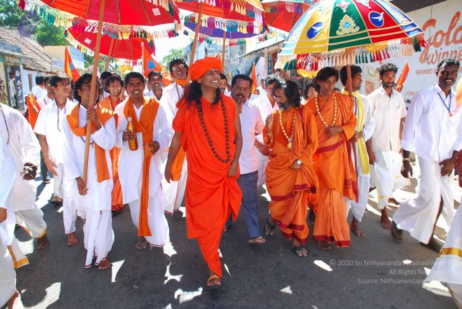 20090112 kodikannyatra 0901 CMP WM.jpg