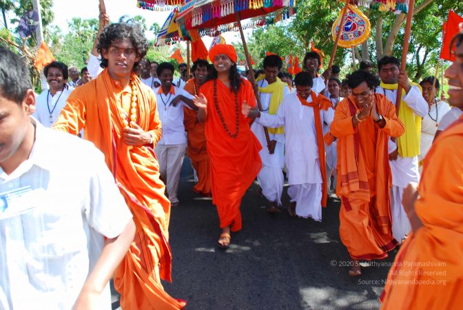 20090112 kodikannyatra 0937 CMP WM.jpg