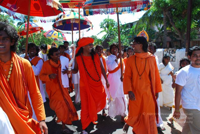 20090112 kodikannyatra 1027 CMP WM.jpg