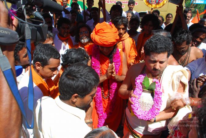 20090112 kodikannyatra 1145 CMP WM.jpg