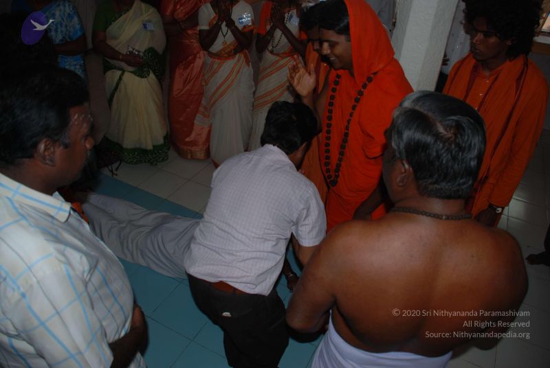 File:20090112 kodikannyatra 1209 CMP WM.jpg