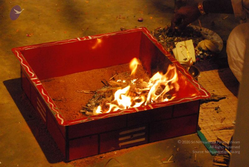 File:20090112 sapthayagam 1593 CMP WM.jpg