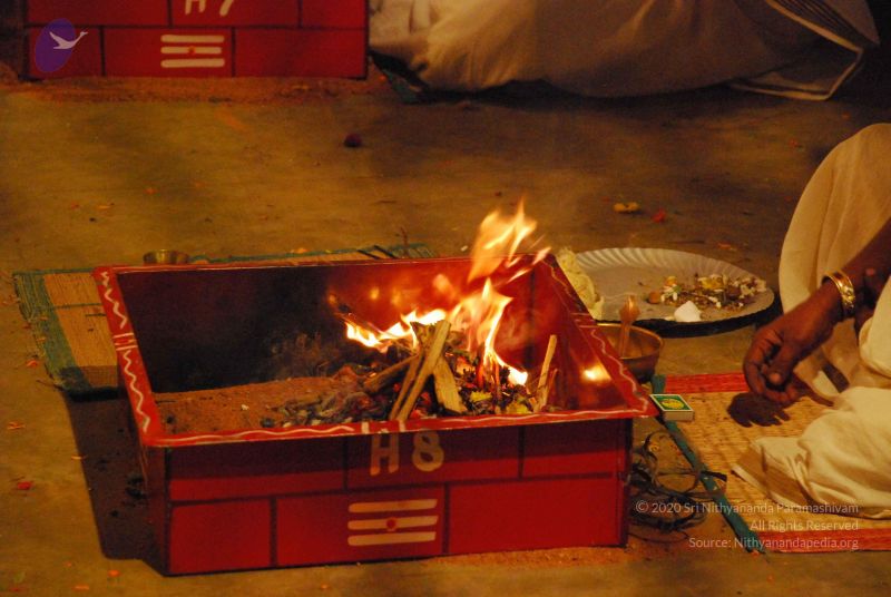 File:20090112 sapthayagam 1597 CMP WM.jpg